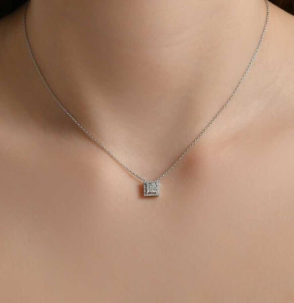 0,30 Karat Pırlanta Brilliant Kolye