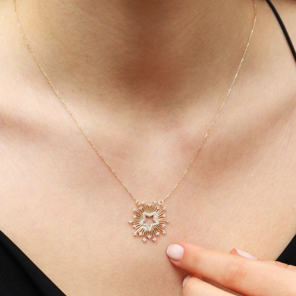 Kutup Yıldızı Altın Kolye