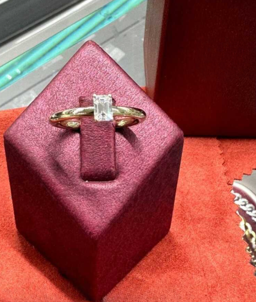 0.50 Karat Doğal Pırlanta Tektaş Yüzük