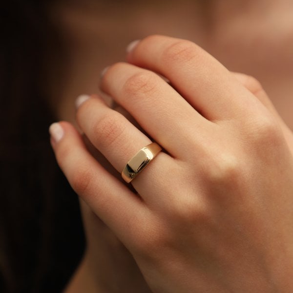 Şık Tasarım 14 Ayar Dörtgen Altın Yüzük - 2,55 gr