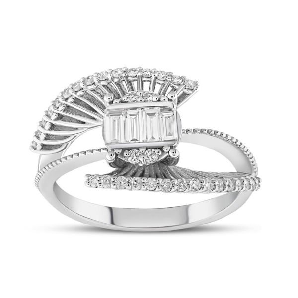 0.49 Karat Pırlanta Baget Yüzük